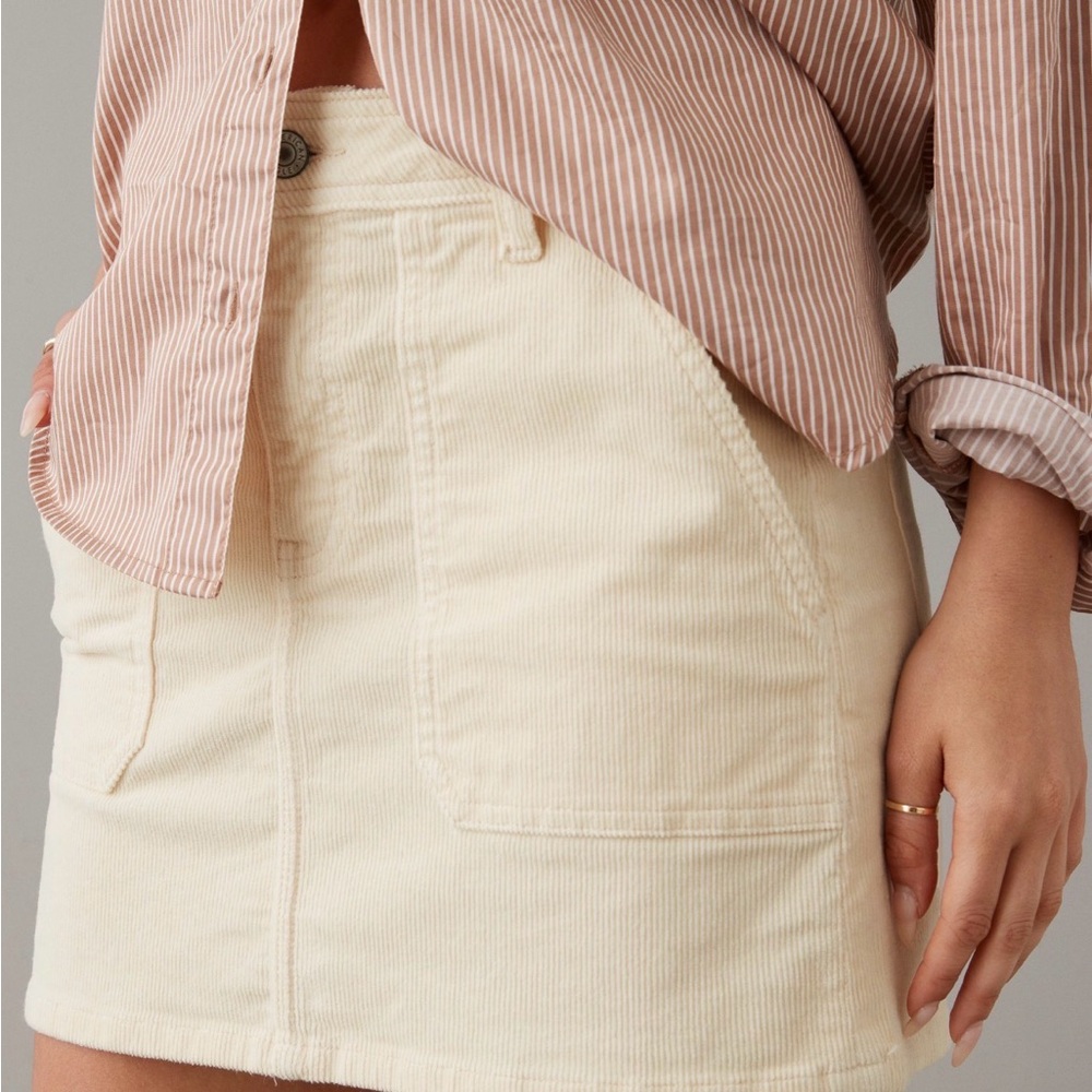 American Eagle Outfitters Cream Mini Skirt